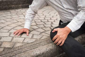 How Florida’s Weather Impacts Slip and Fall Accidents: Rain, Heat, and Hazards