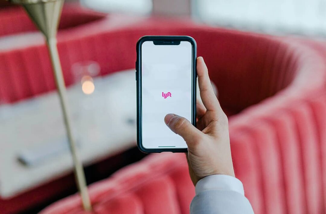 lyft on phone